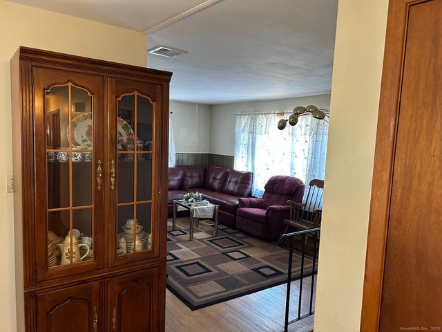 144 Hilltop Lane, West Haven, CT 06516