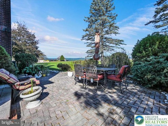 3002 Ridgeview Drive, Orwigsburg, PA 17961