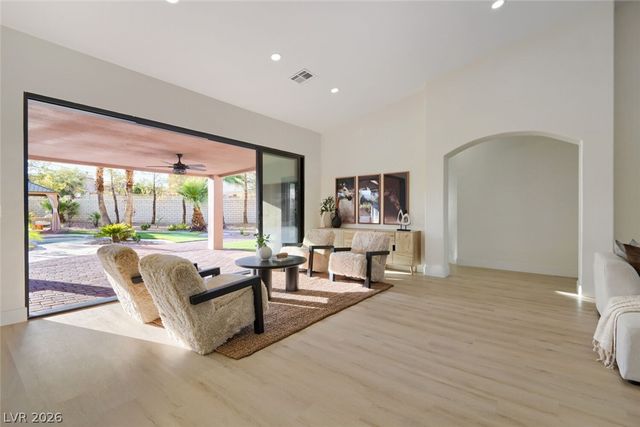 7540 Crystal Cave Drive, Las Vegas, NV 89117