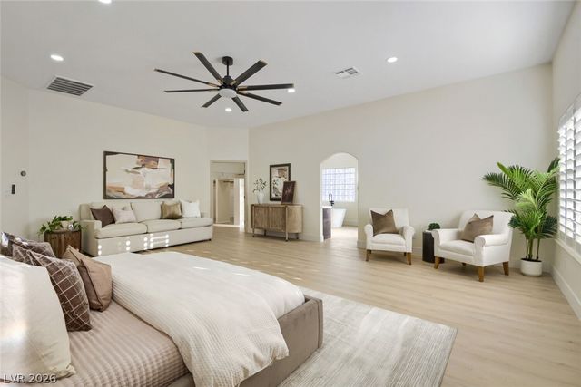 7540 Crystal Cave Drive, Las Vegas, NV 89117