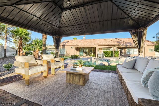 7540 Crystal Cave Drive, Las Vegas, NV 89117