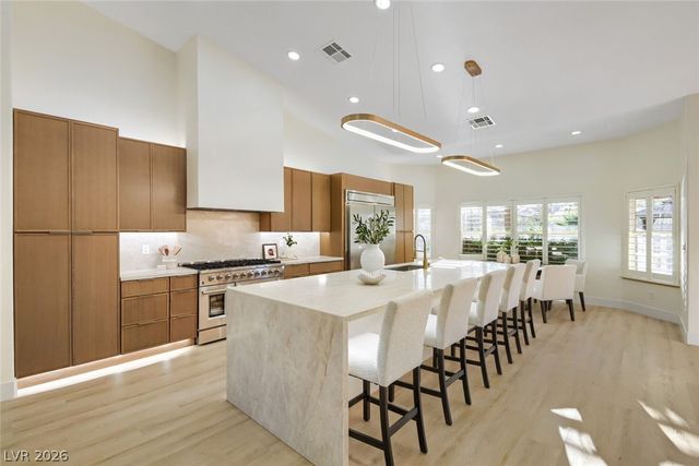 7540 Crystal Cave Drive, Las Vegas, NV 89117