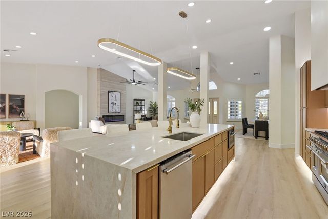 7540 Crystal Cave Drive, Las Vegas, NV 89117