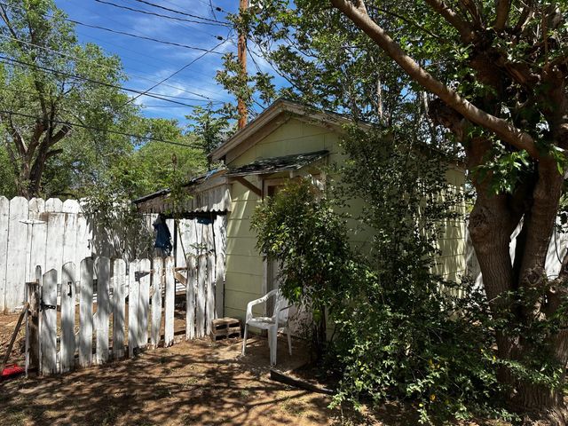 2402 25th Street, Lubbock, TX 79411