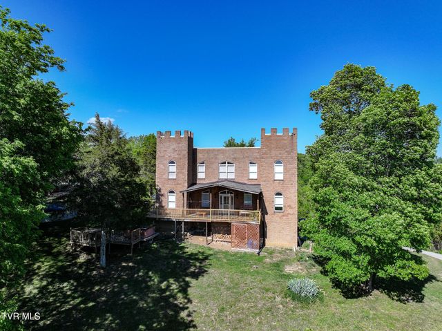 1005 Jackson Hollow Road, Mosheim, TN 37818