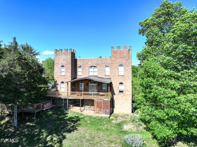 1005 Jackson Hollow Road, Mosheim, TN 37818