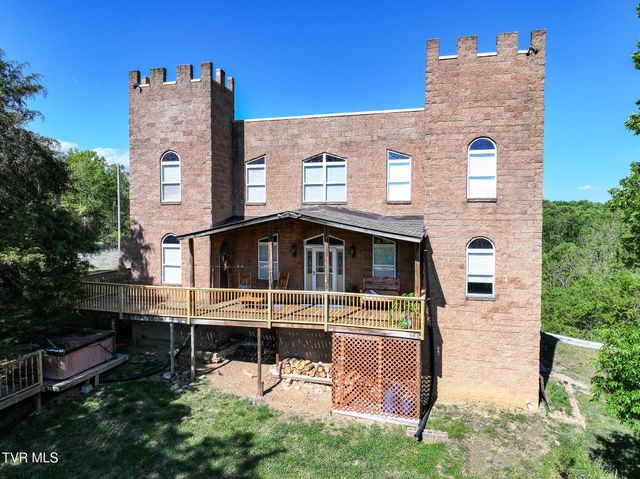 1005 Jackson Hollow Road, Mosheim, TN 37818