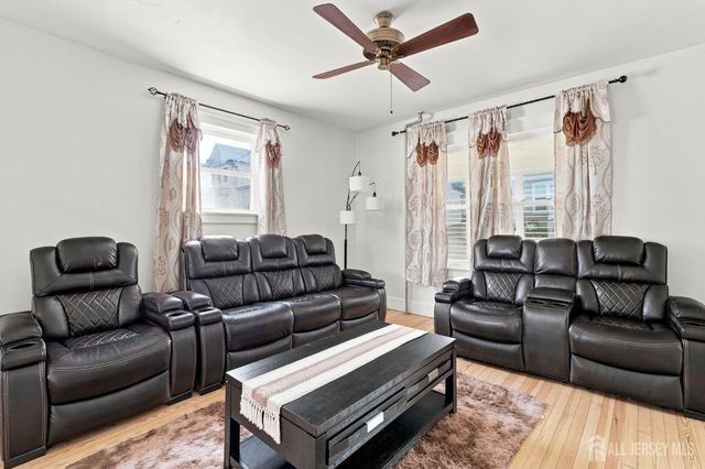 19 Church Street, Sayreville, NJ 08872
