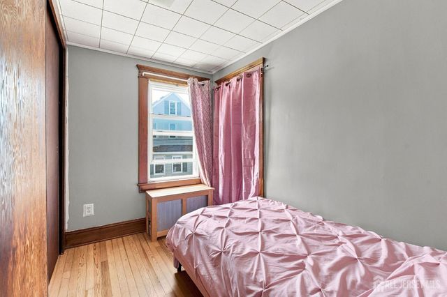 19 Church Street, Sayreville, NJ 08872