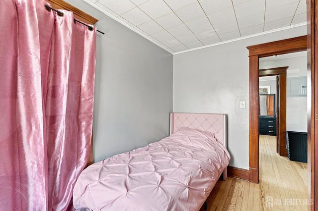 19 Church Street, Sayreville, NJ 08872