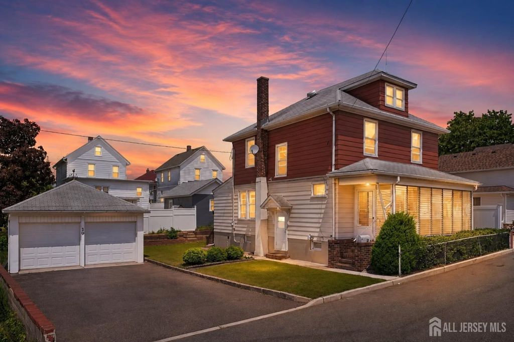 19 Church Street, Sayreville, NJ 08872