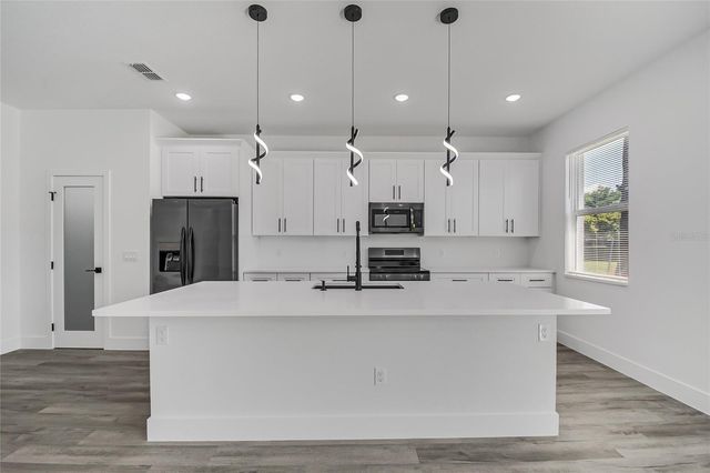 565 WHITTED DRIVE, St Cloud, FL 34771