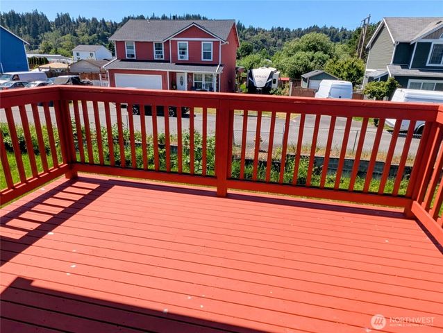 201 Stanley Avenue, Algona, WA 98001