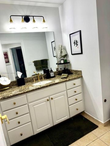 3001 NE 185th Street 225, Aventura, FL 33180