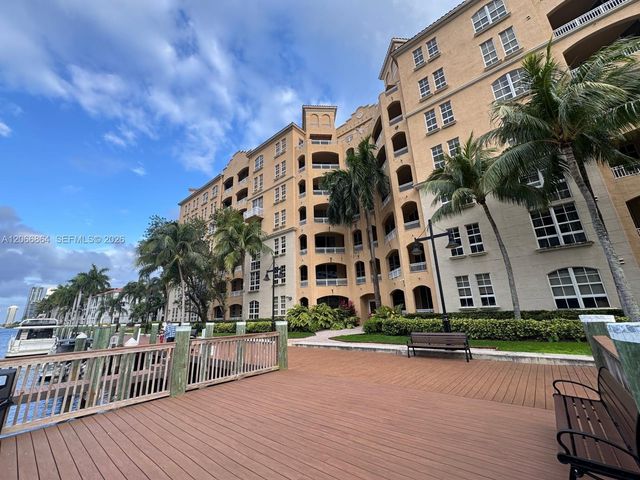 3001 NE 185th Street 225, Aventura, FL 33180