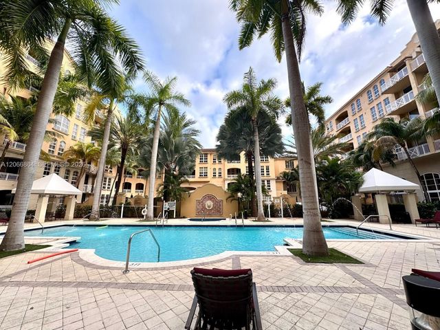 3001 NE 185th Street 225, Aventura, FL 33180