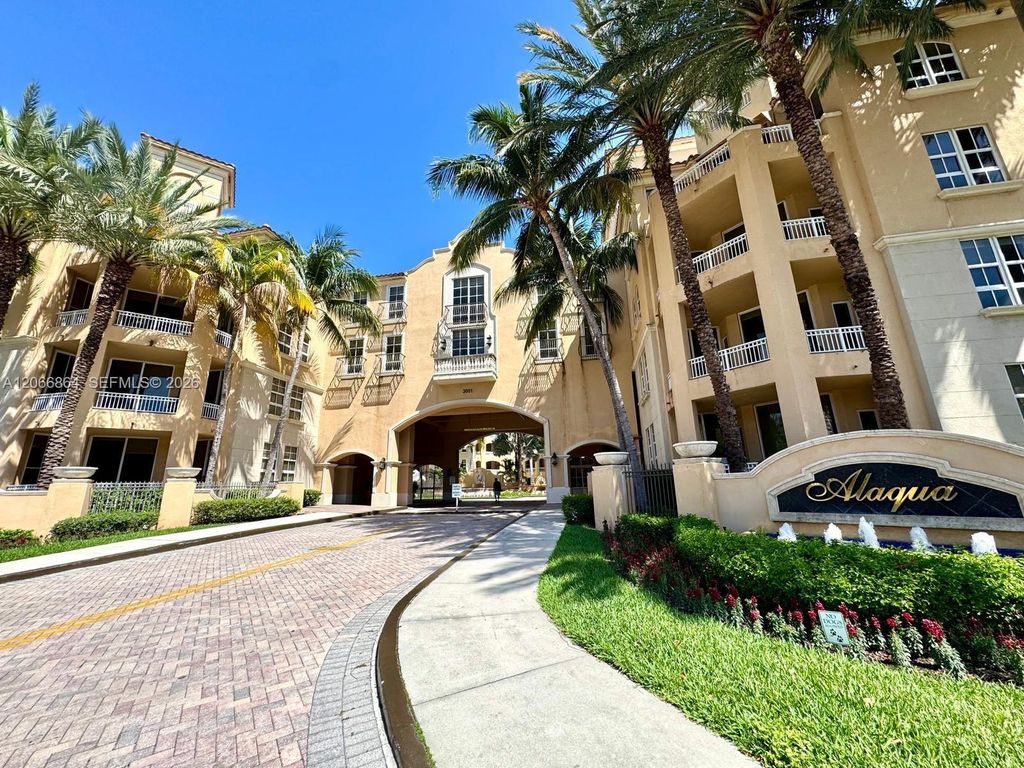 3001 NE 185th Street 225, Aventura, FL 33180