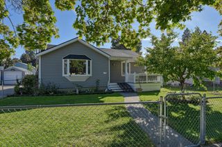 2421 W Lacrosse Ave, Spokane, WA 99205