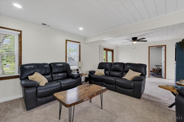 10529 North Shore Road, Paint Twp, OH 45133