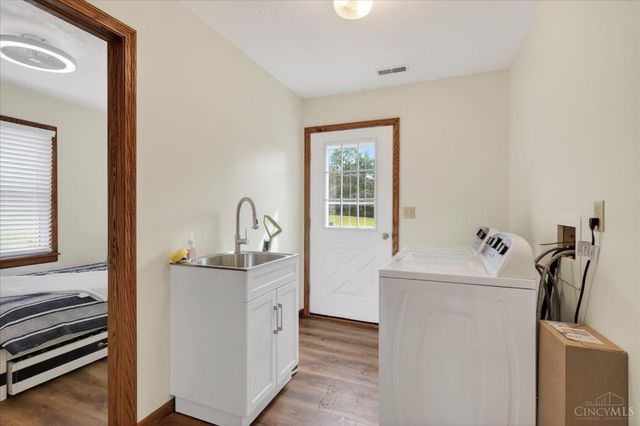 10529 North Shore Road, Paint Twp, OH 45133