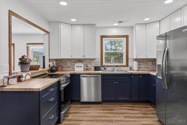 10529 North Shore Road, Paint Twp, OH 45133