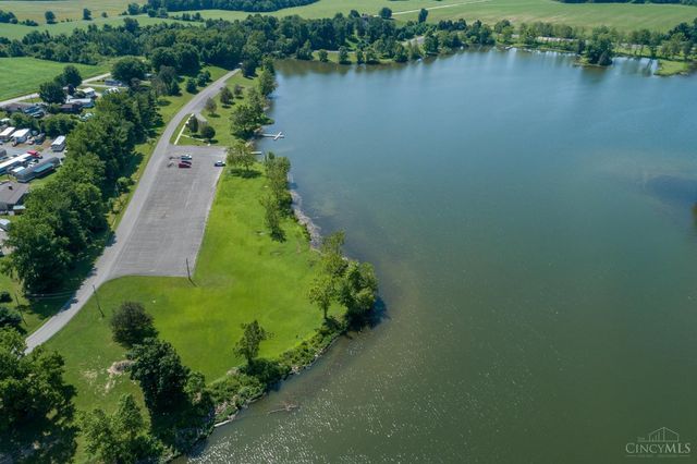 10529 North Shore Road, Paint Twp, OH 45133