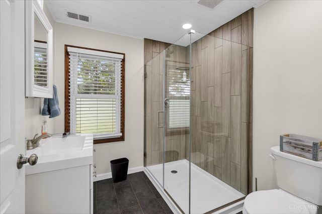 10529 North Shore Road, Paint Twp, OH 45133