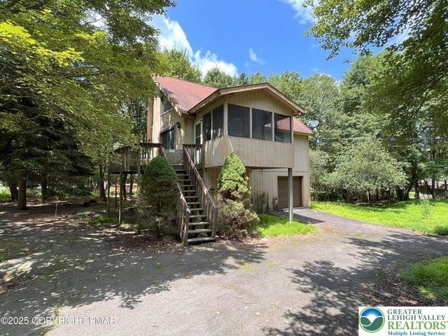 19 Petrarch Trail, Penn Forest Twp, PA 18210