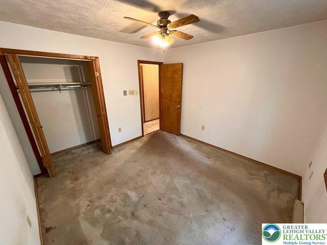 19 Petrarch Trail, Penn Forest Twp, PA 18210