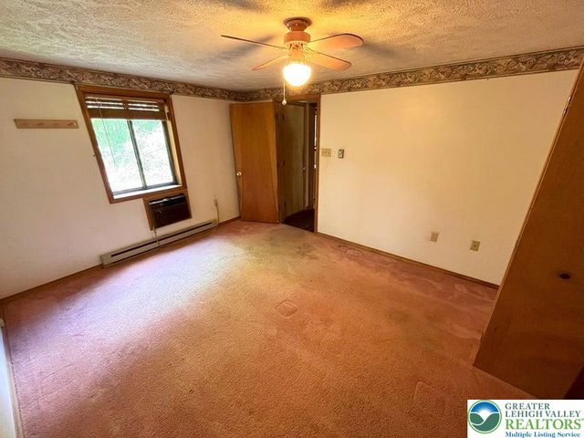 19 Petrarch Trail, Penn Forest Twp, PA 18210