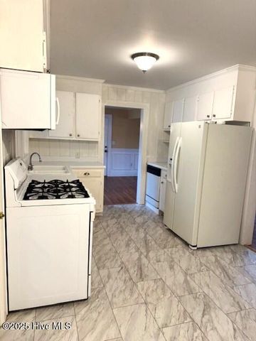 407 Main Street, Bayboro, NC 28515