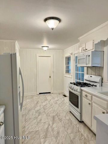 407 Main Street, Bayboro, NC 28515