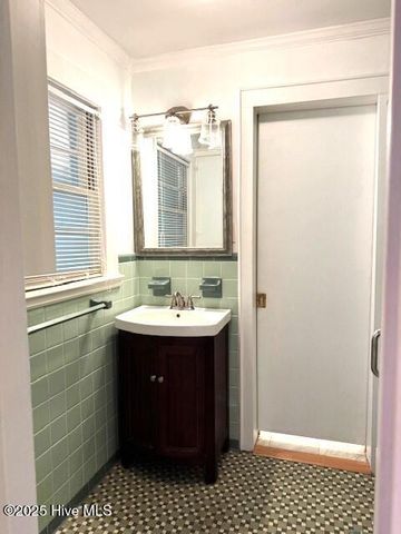 407 Main Street, Bayboro, NC 28515