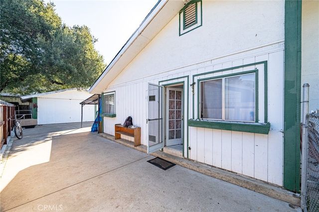 124 S Padre Juan Ave, Ojai, CA 93023