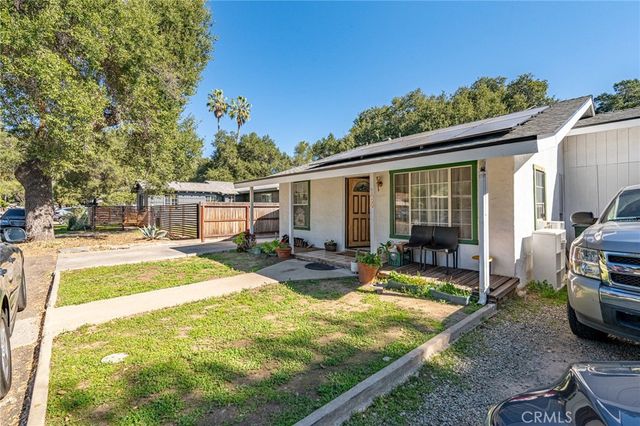 124 S Padre Juan Ave, Ojai, CA 93023