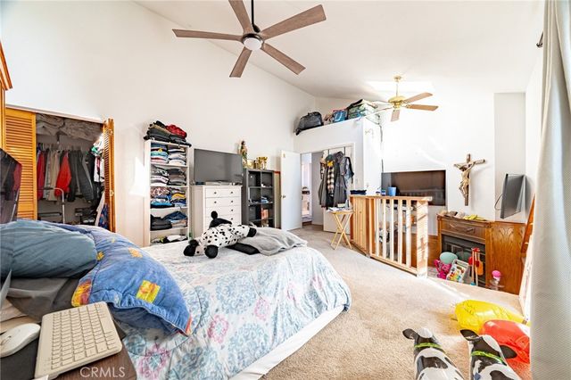 124 S Padre Juan Ave, Ojai, CA 93023
