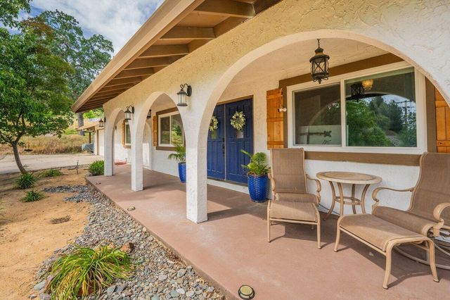 15086 Vista Knolls Drive, Redding, CA 96001