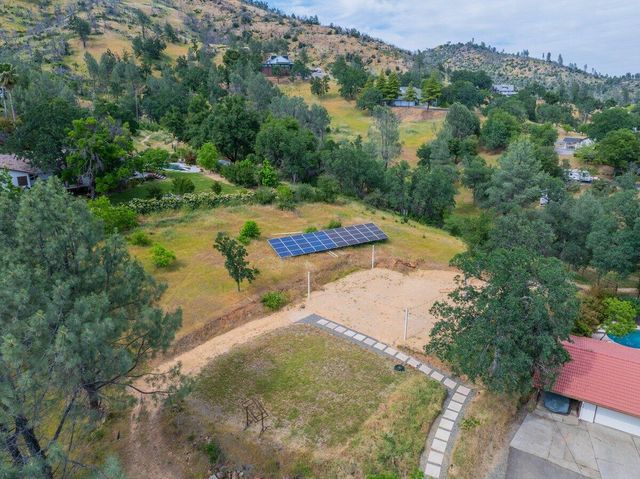 15086 Vista Knolls Drive, Redding, CA 96001
