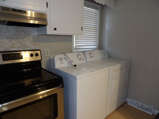 366 Powers Blvd, Waverly, TN 37185