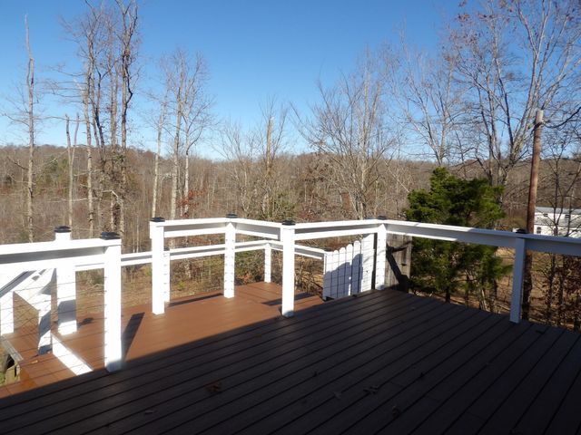 366 Powers Blvd, Waverly, TN 37185