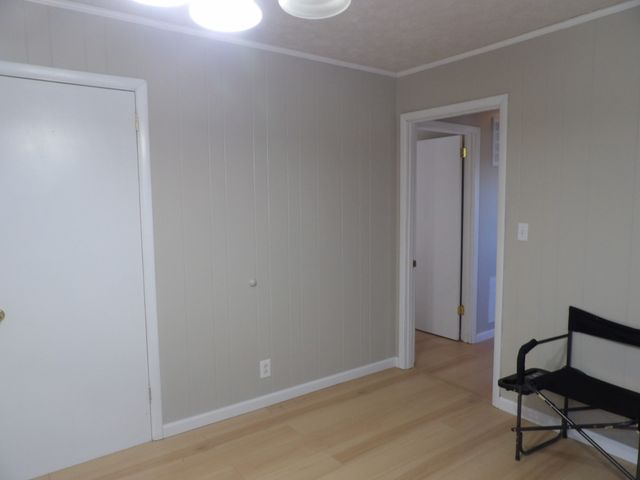 366 Powers Blvd, Waverly, TN 37185