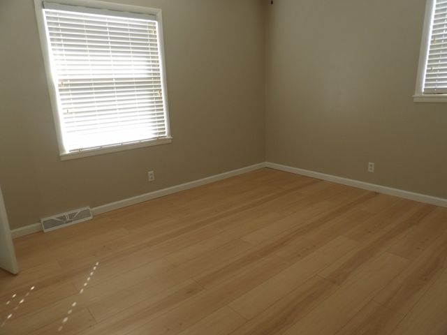 366 Powers Blvd, Waverly, TN 37185