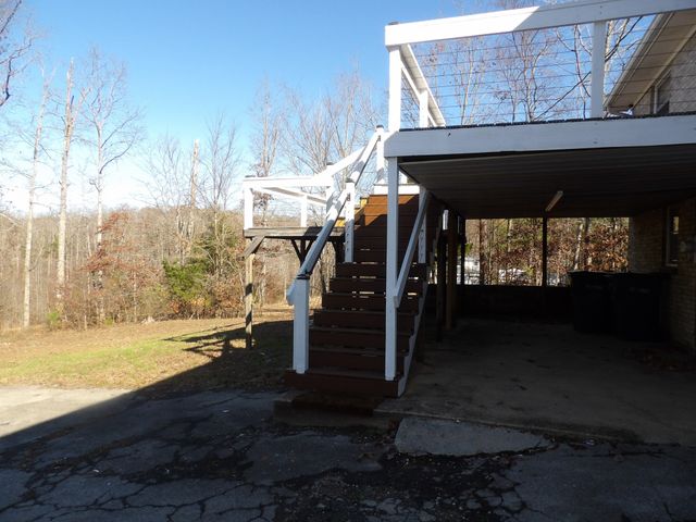 366 Powers Blvd, Waverly, TN 37185