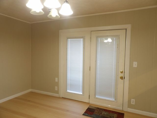 366 Powers Blvd, Waverly, TN 37185