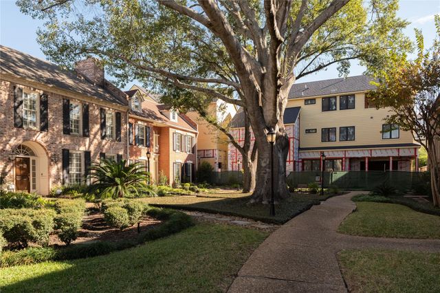 5409 Chevy Chase D, Houston, TX 77056