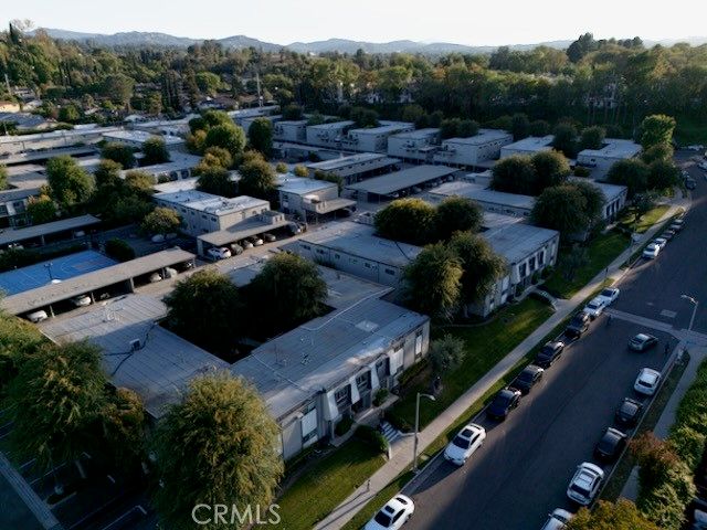 22030 Calvert 2, Woodland Hills, CA 91367
