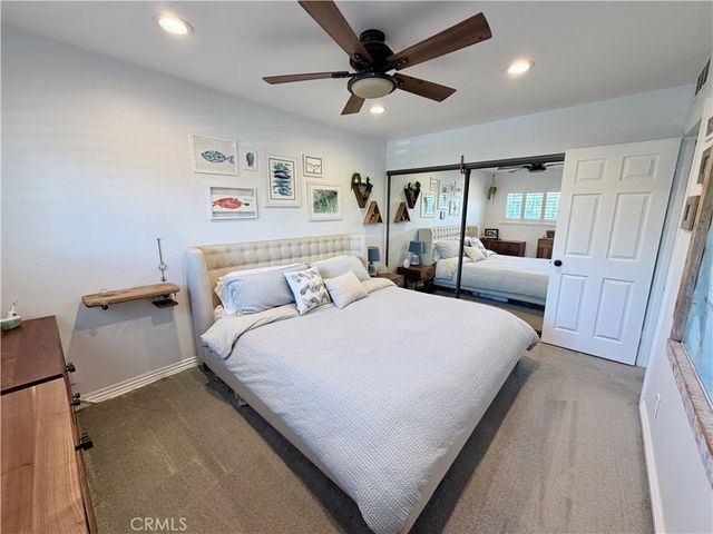 22030 Calvert 2, Woodland Hills, CA 91367