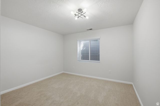 38 W CLAY PARK DR, Murray, UT 84107