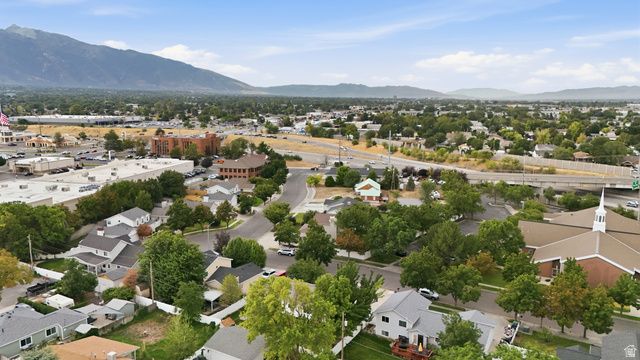 38 W CLAY PARK DR, Murray, UT 84107