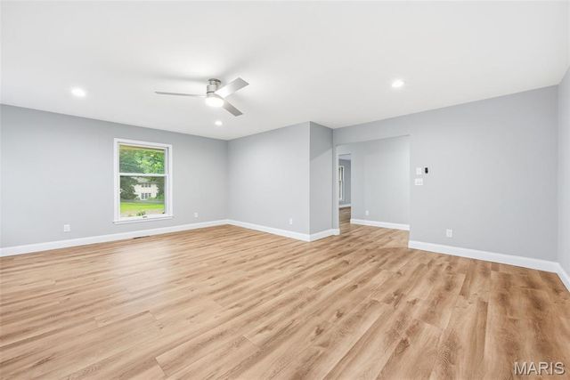 14 Ferndale Drive, Fenton, MO 63026